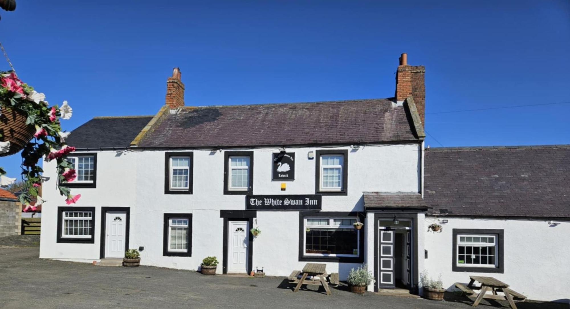 The White Swan Inn Lowick (Northumberland) Exterior foto